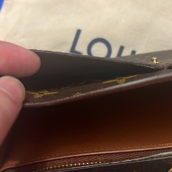 Authentic Preloved Louis Vuitton Monogram Portefeiulle Sarah Long Bifold Wallet - Picture 5 of 8